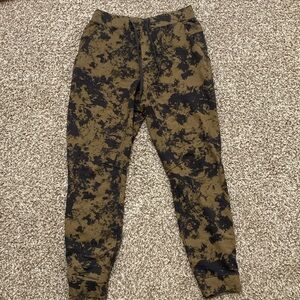 Lulu Joggers
